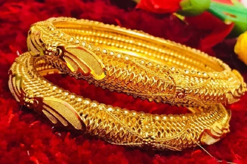 রেকর্ড পতনের পর এক দিনেই বড় লাফ স্বর্ণের দামে