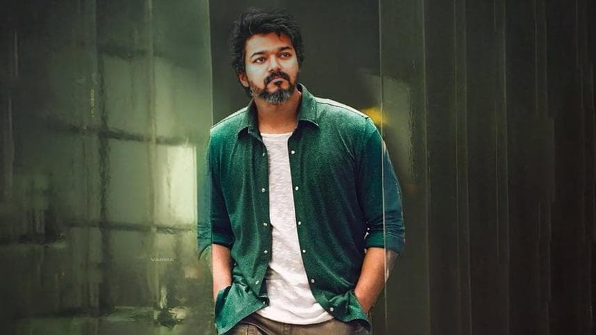 সেন্সরে আটকে আছে বিজয়ের সিনেমা, কাটছে না জটিলতা